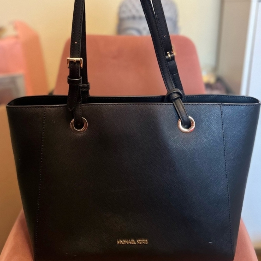 Michael Kors Classic Black Tote